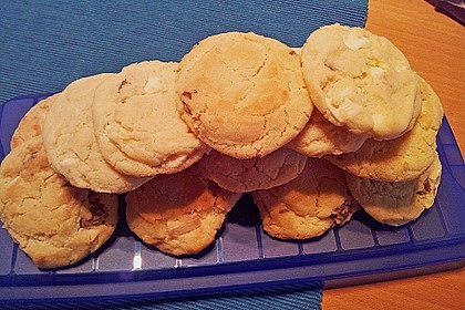 Super Chunk Cookies 67