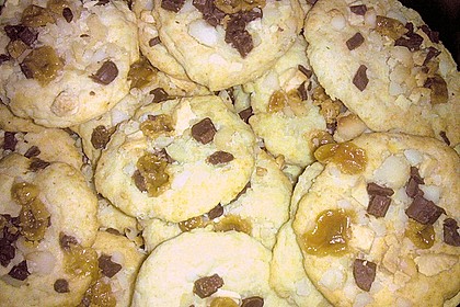 Super Chunk Cookies 49