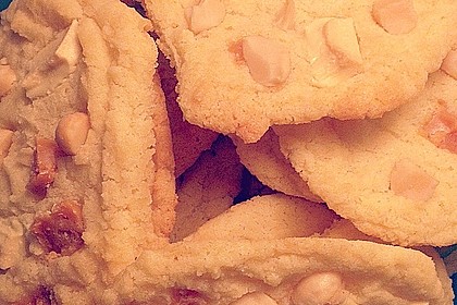 Super Chunk Cookies 50