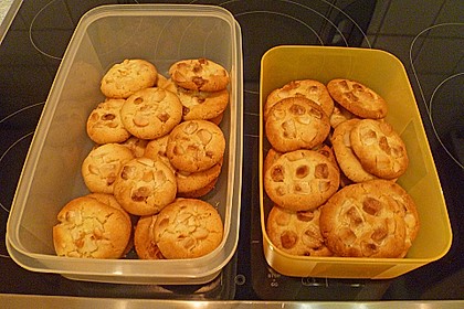 Super Chunk Cookies 46