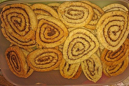 Schokoladen - Haselnusscreme - Spiralen 30