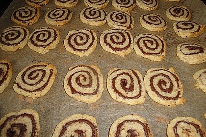 Schokoladen - Haselnusscreme - Spiralen 20