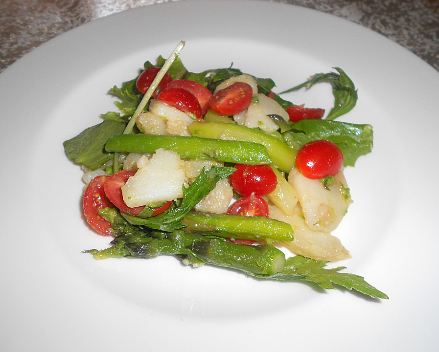 Spargel - Kartoffel - Salat mit Rucola und Tomaten von polyrisos ...
