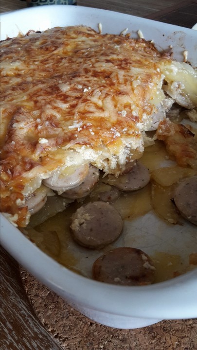 Kartoffel - Wurst - Gratin von Anna_Schmidt | Chefkoch.de