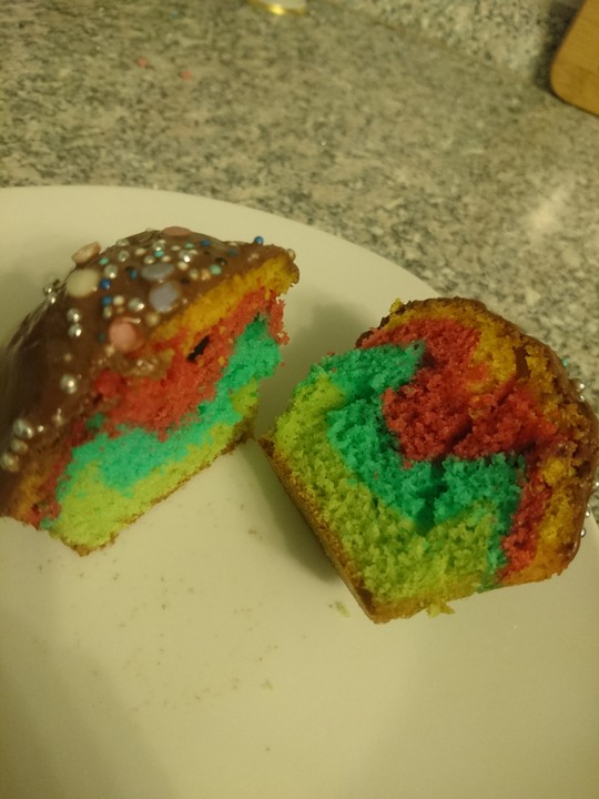 Regenbogen - Muffins von Knalltüte_ | Chefkoch.de