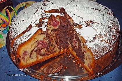 Marmorkuchen mit Kirschen 40