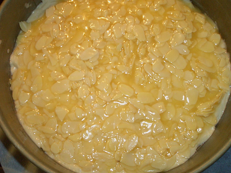 Bienenstich mit Butter - Vanillecreme von Hobbykochen | Chefkoch.de