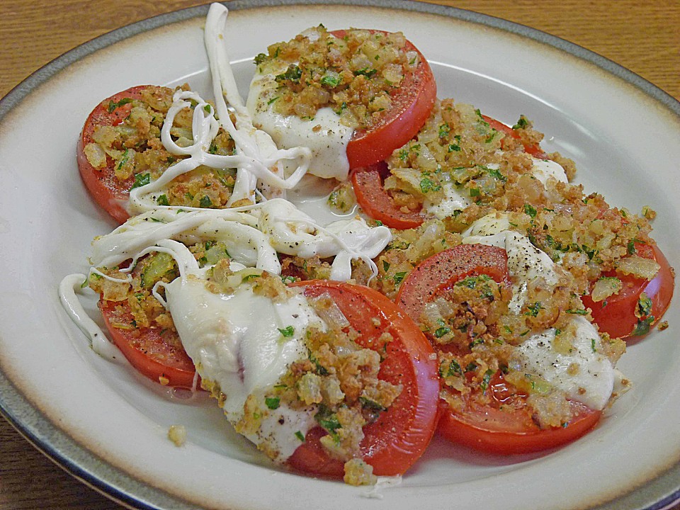 Tomaten - Mozzarella - Gratin mit Zwiebel - Petersilien ...