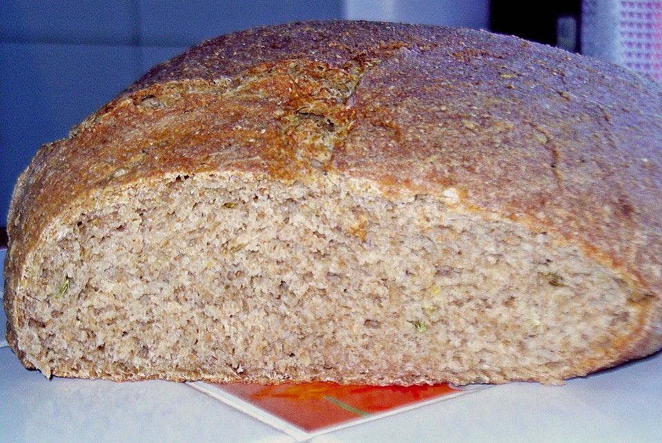 Leckeres Brot mit Buttermilch, Dinkel- und Weizenmehl von Kochfan50 ...