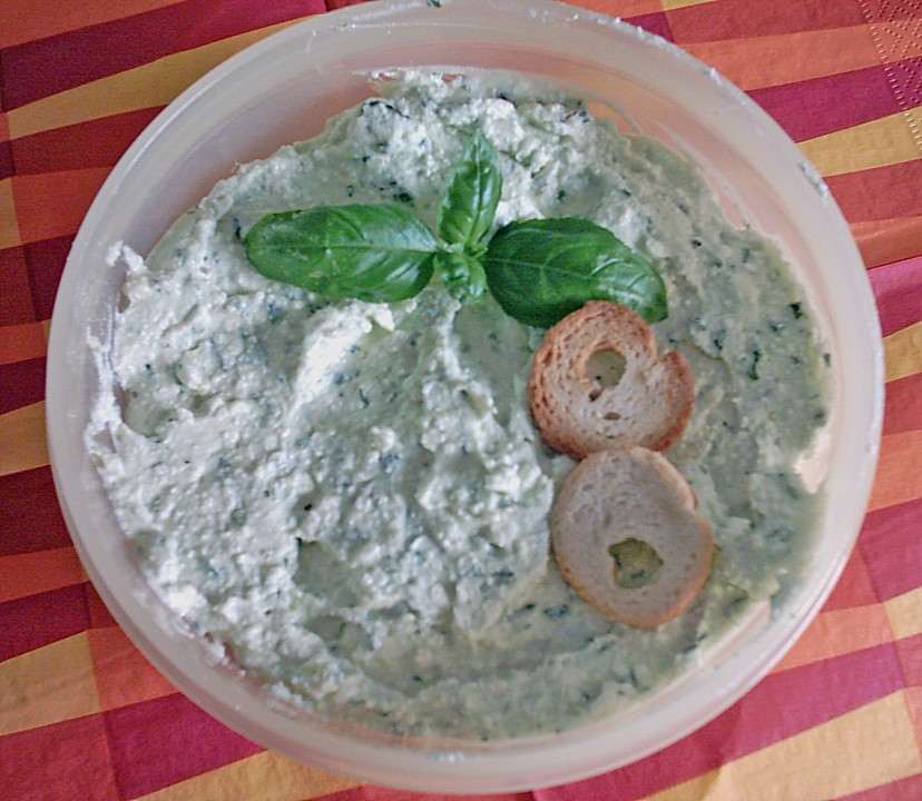 Crostini mit Basilikum - Schafskäse - Creme von schorsch12 | Chefkoch.de