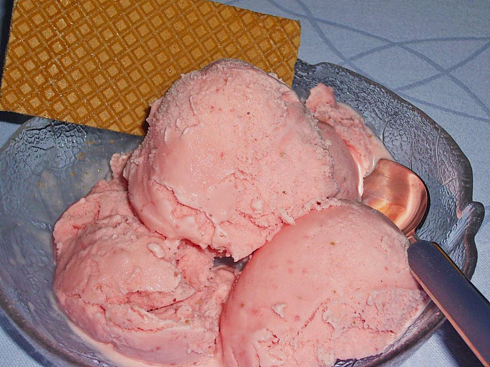 Erdbeer - Joghurt - Eis von Gabi77 | Chefkoch.de