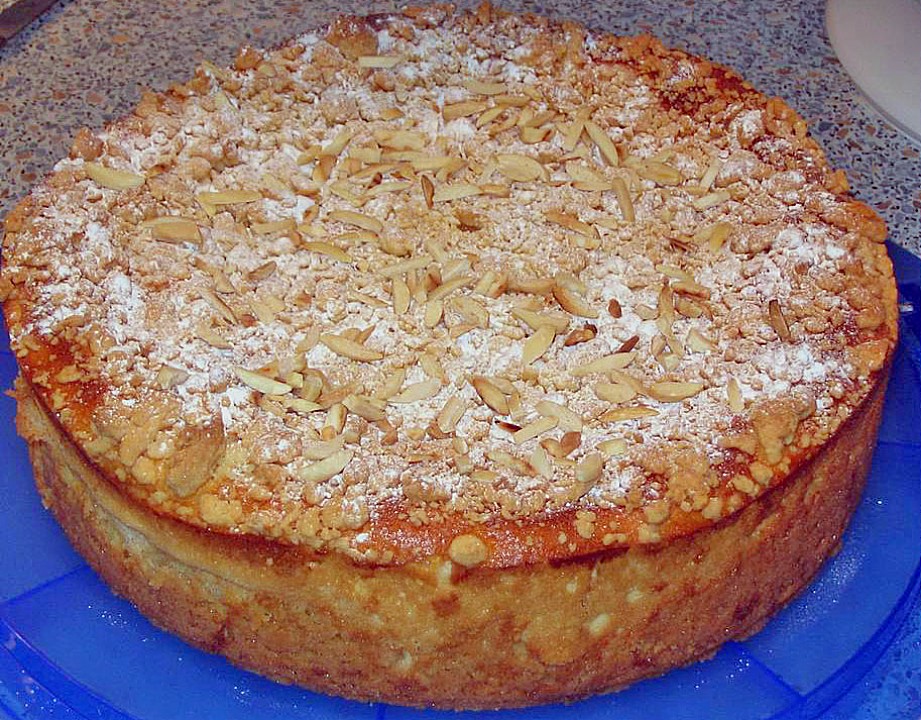 Käsekuchen mit Kirschen und Streusel von Gittili | Chefkoch.de