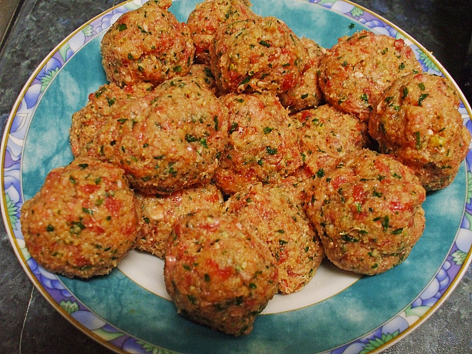 Gemüsesuppe mit Brätklößchen