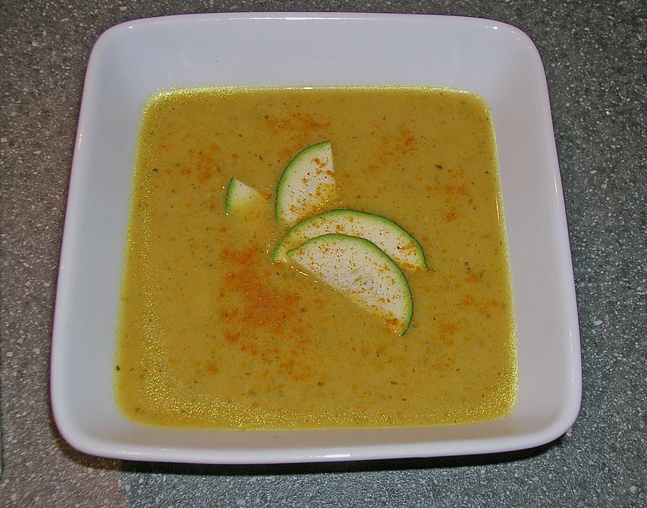 Zucchini - Curry - Suppe von mickyjenny | Chefkoch.de