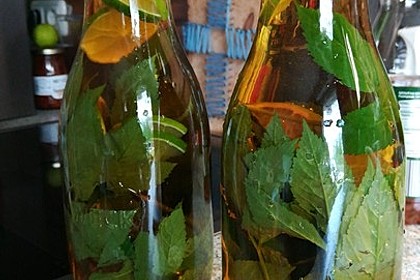 Gierschlimonade Rezept, Gierschlimonade, Rezept Gierschlimonade, Kräuterlimo Rezept, Giersch