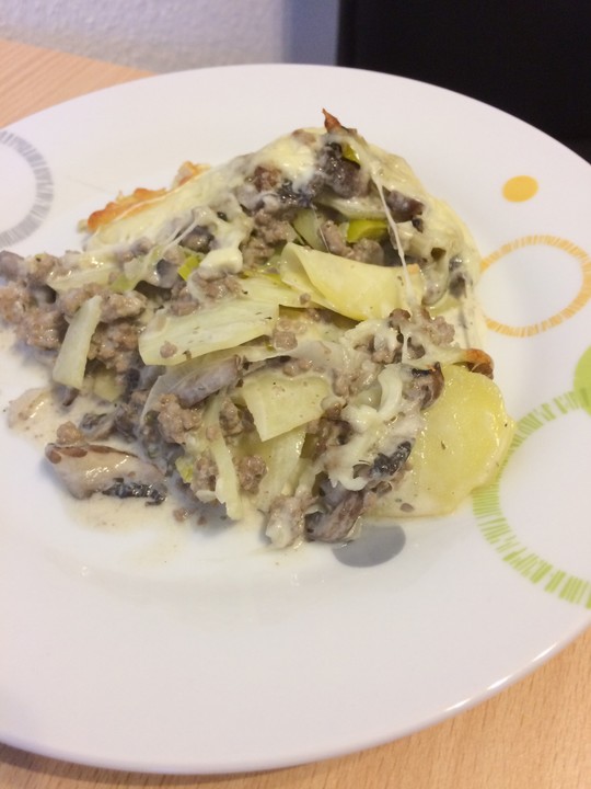 Hackfleisch - Käse - Lauch - Kartoffelauflauf von Popaja | Chefkoch.de