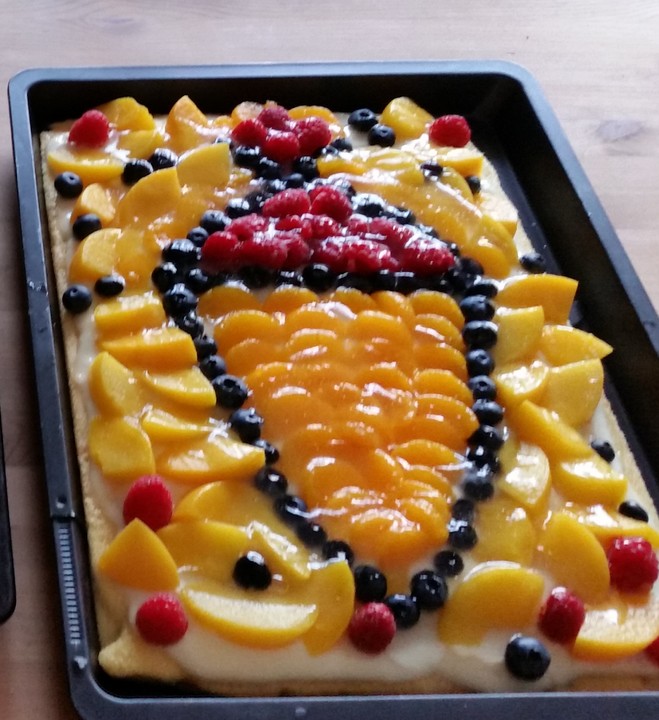 Blechkuchen mit Obst zur Einschulung von ElkePeter | Chefkoch.de
