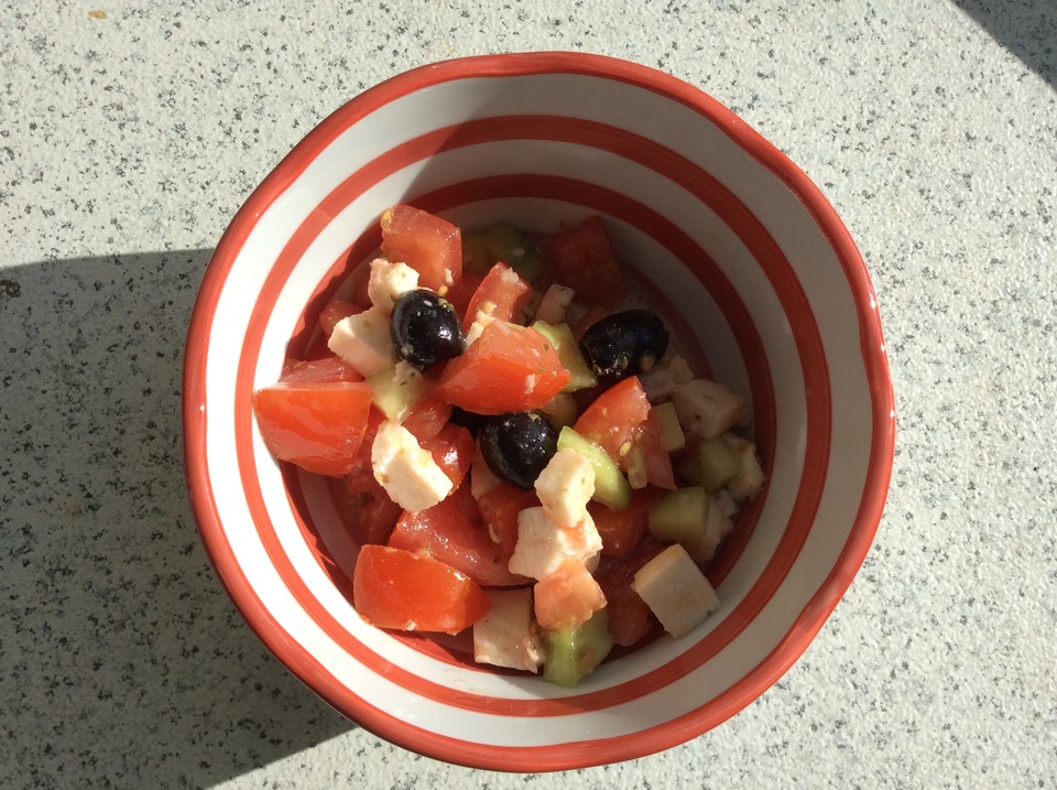 Tomaten - Mozarella - Gurken - Salat von roughgirl66 | Chefkoch.de