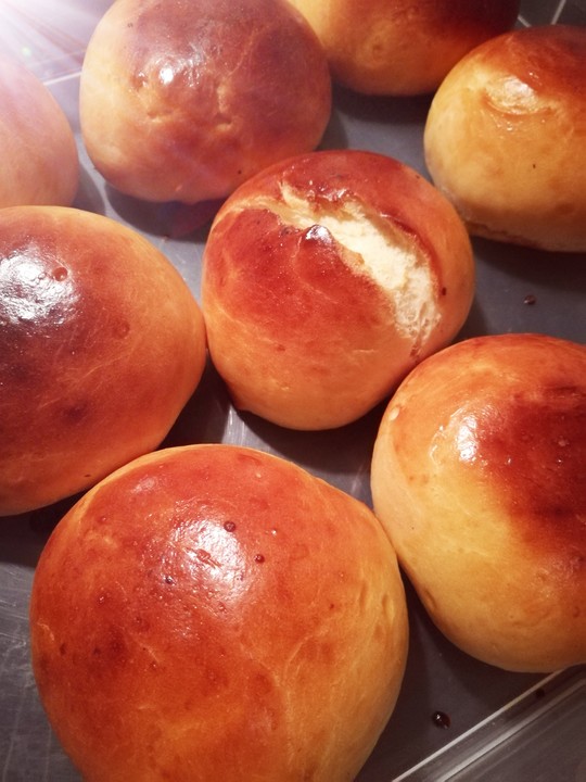 Süße Hefebrötchen von Sinä | Chefkoch.de