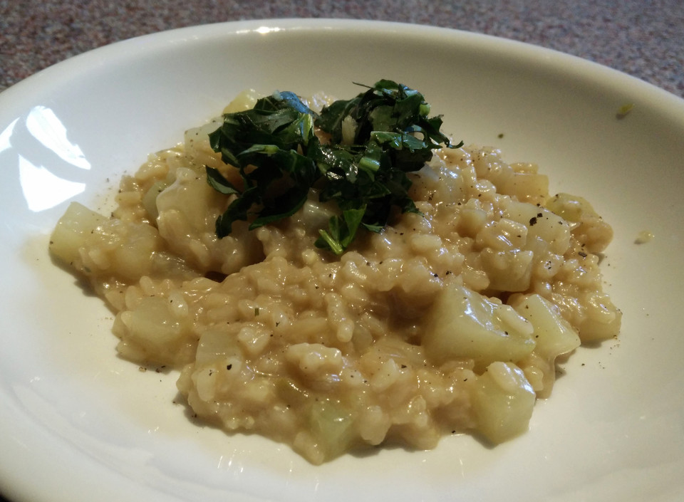 Kohlrabi-Risotto mit Pinienkernen von plumbum | Chefkoch.de