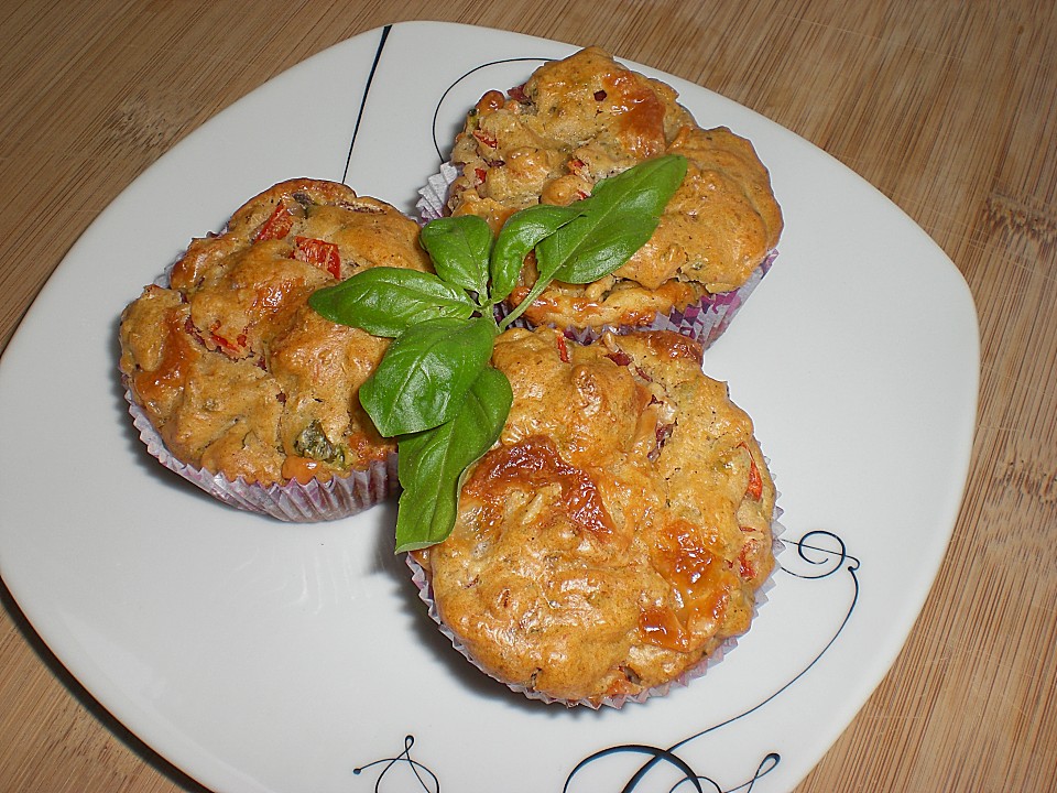 Paprika - Salami - Muffins (Rezept mit Bild) von rockyzocky | Chefkoch.de