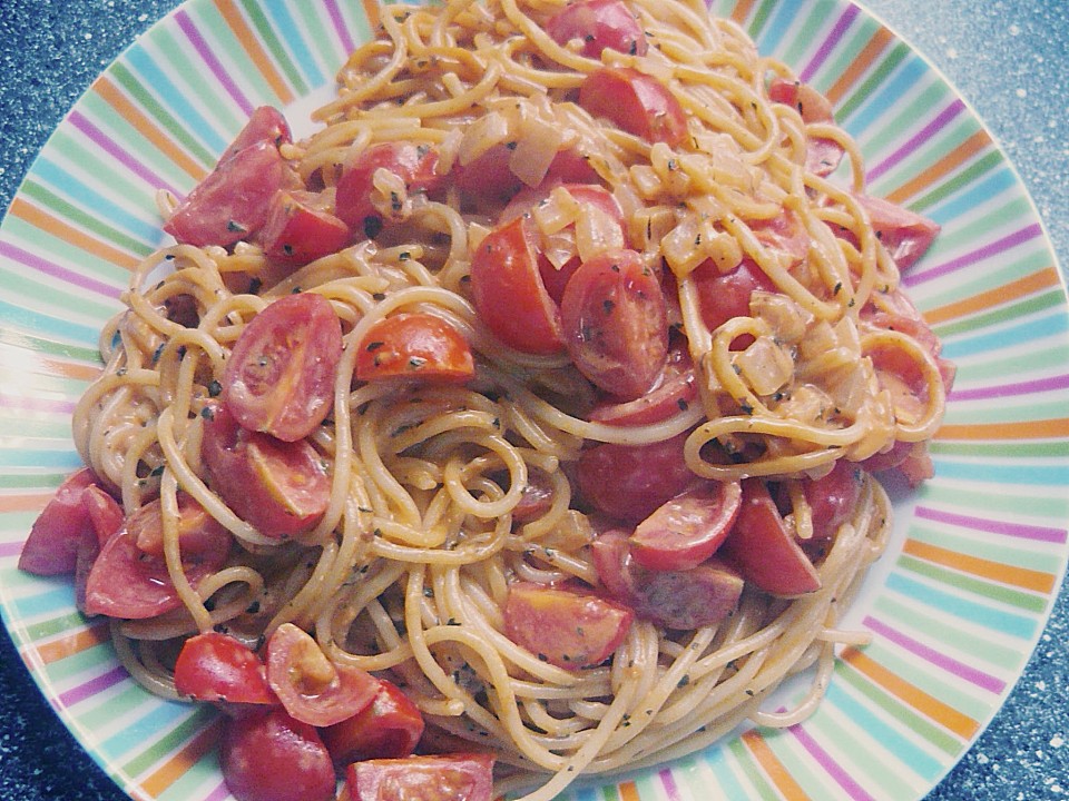 Spaghetti mit einer Tomaten-Brunch-Sauce von Saya1981 | Chefkoch.de