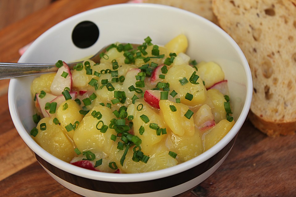 Kartoffel - Radieschen - Salat von carodelphin | Chefkoch.de