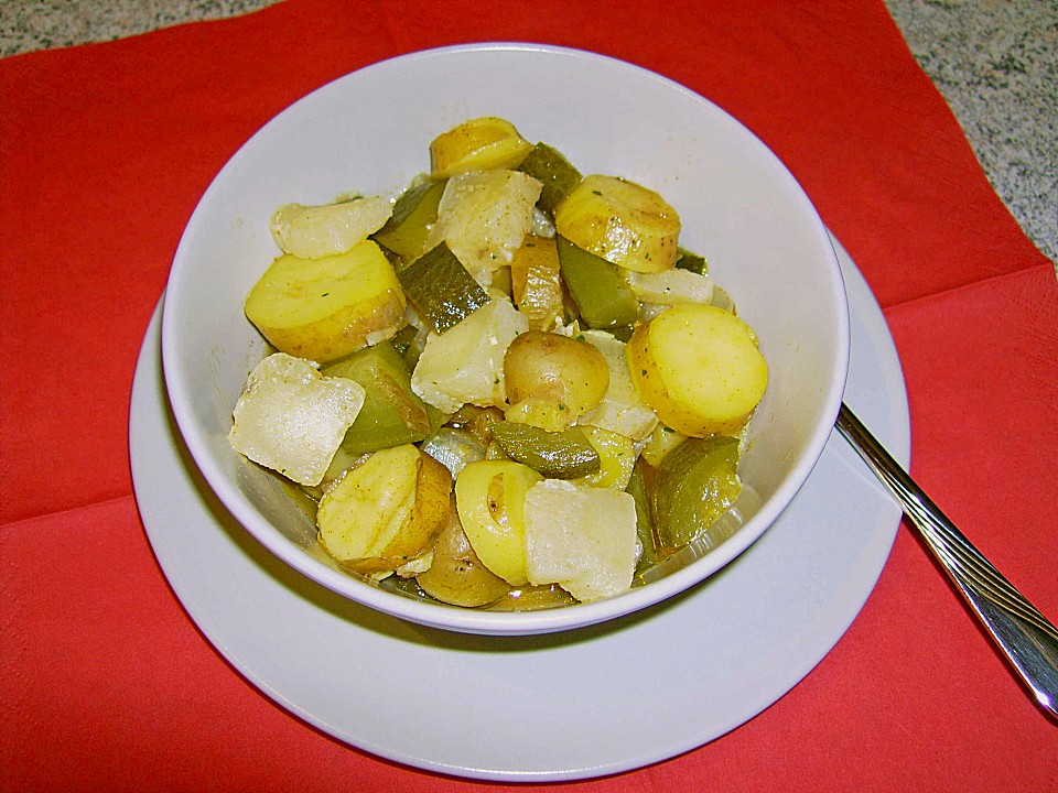 Harzer Käse - Kartoffel - Salat von basement-kid | Chefkoch.de