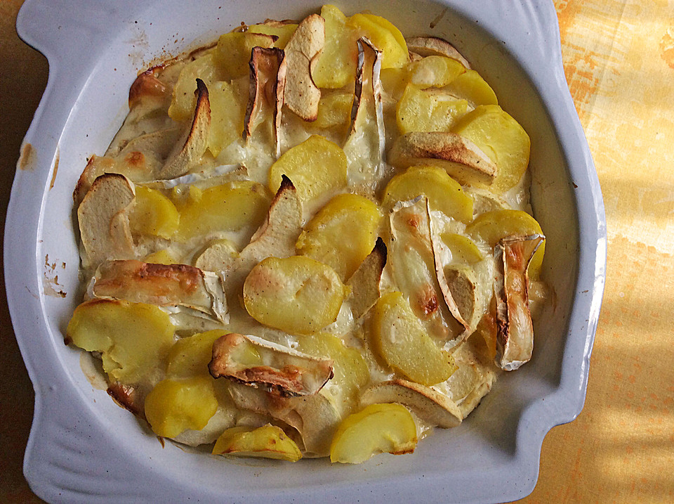 Kartoffel-Apfel-Auflauf mit Camembert von pub4art | Chefkoch.de