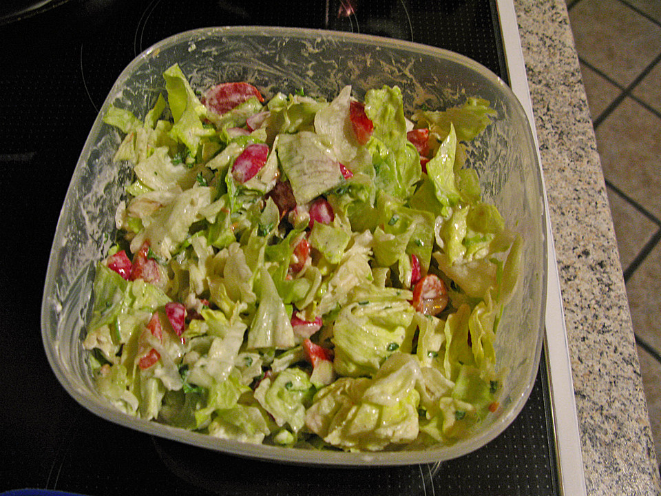 Bunter Salat mit Joghurtdressing von goldeneshufeisen | Chefkoch.de