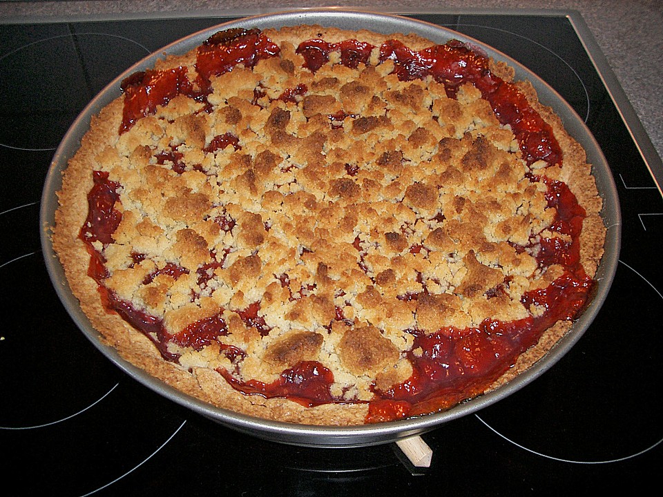 Sauerkirsch - Steuselkuchen mit Sahne von ratzdieruebe | Chefkoch.de