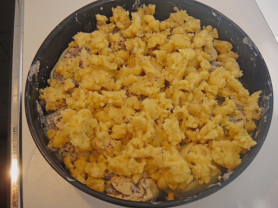 Mohn - Vanille Rosenkuchen mit Orangenstreusel und Zuckerguss von ...