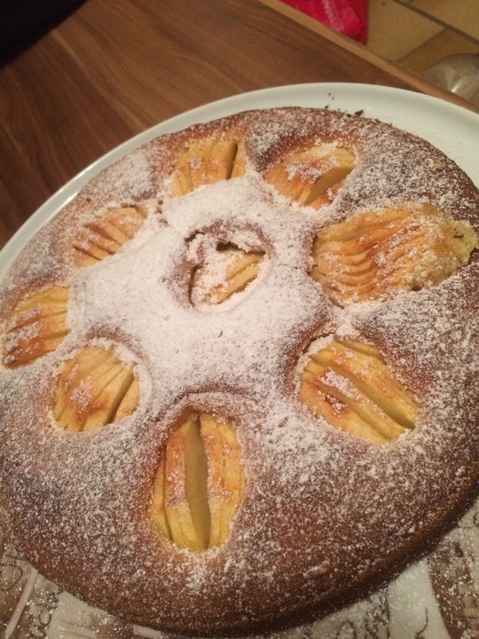 Megaleckerer Apfelkuchen nach Tante Uschi von schroddele | Chefkoch.de