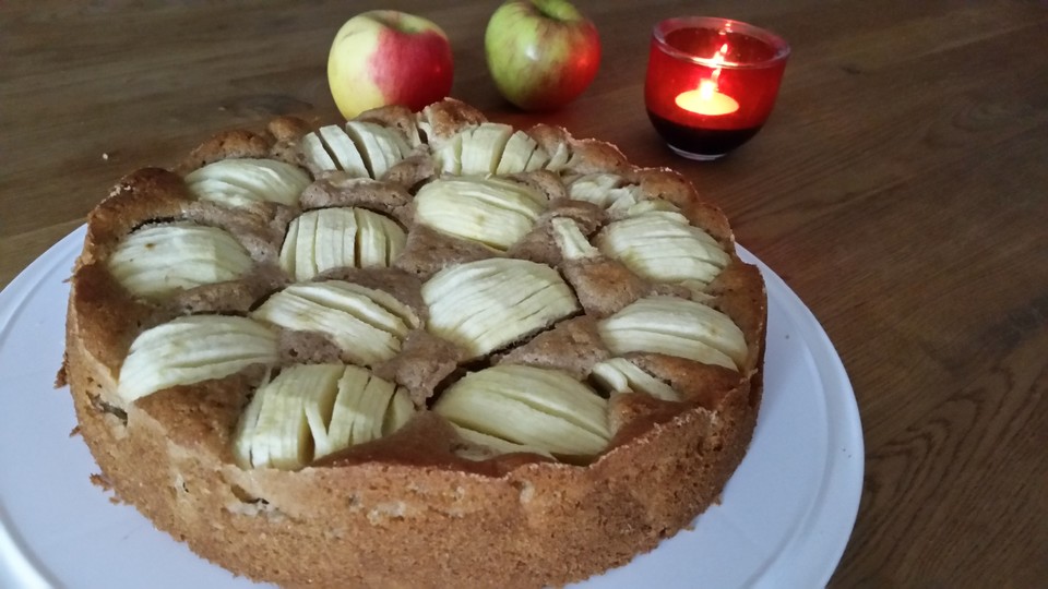 Megaleckerer Apfelkuchen nach Tante Uschi von schroddele | Chefkoch.de