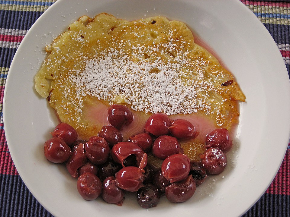 Pfannkuchen mit Kirschsoße von mymeal | Chefkoch.de