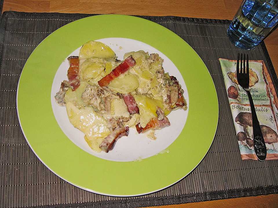 Kartoffelauflauf mit Ölsardinen und Bauchspeck von ...