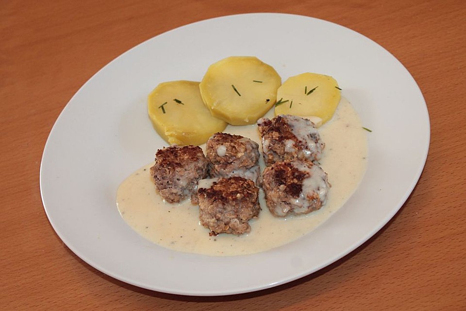 Fleischklopse mit Meerrettichsoße von Awlona | Chefkoch.de