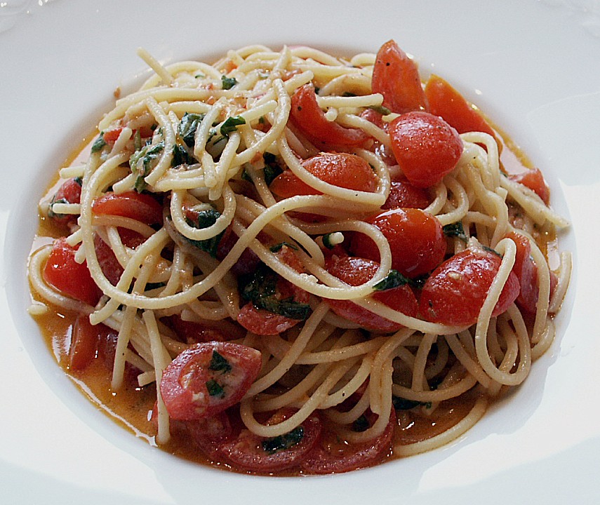 Spaghetti mit frischen Tomaten von kleine Hexe | Chefkoch.de