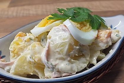 Kartoffelsalat nach Mutters Art mit Fleischsalat