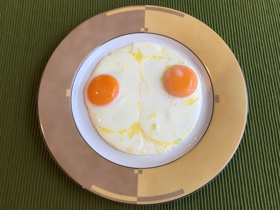 Spiegeleier auf meine Art von Mathias56 | Chefkoch.de