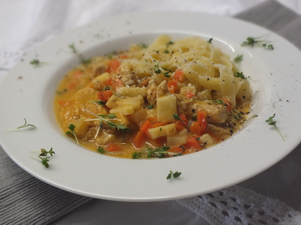 Geschnetzeltes mit Karotten, Sellerie und Bresso von KochMimi1 ...
