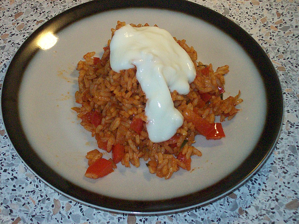 Paprika-Reispfanne mit Joghurtsauce | Chefkoch.de Paprika-Reispfanne mit Joghurtsauce | Chefkoch.de