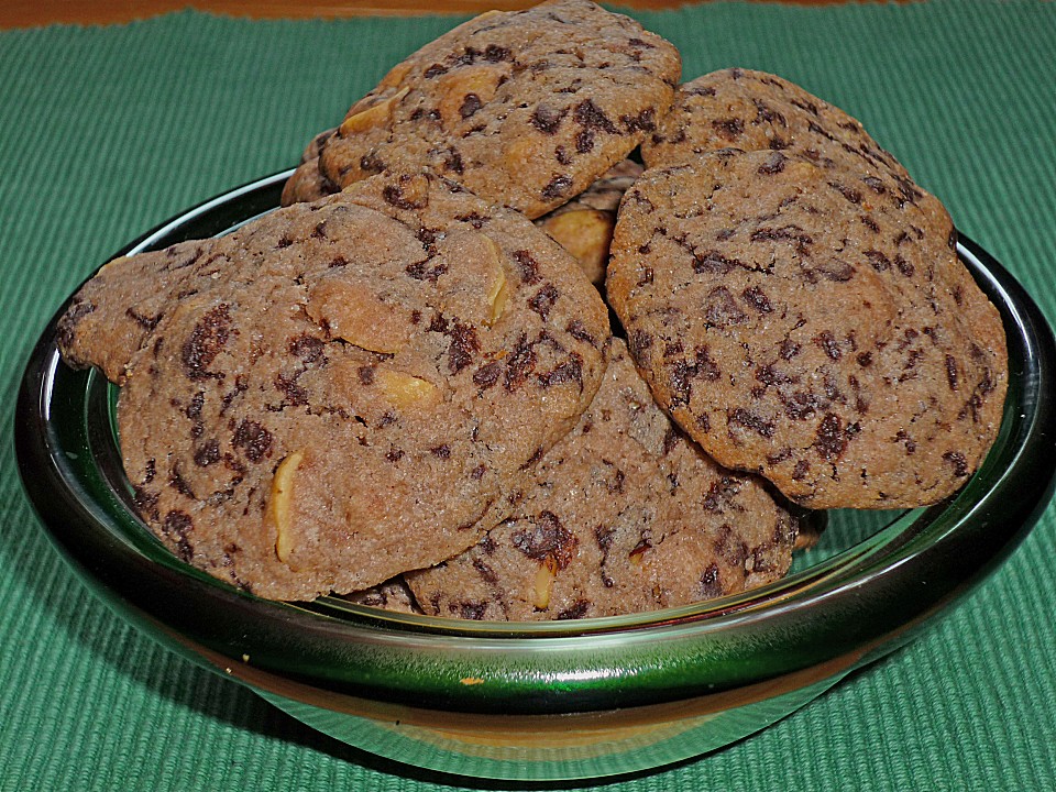 Erdnuss Schoko Cookies von Krümelkekzz | Chefkoch.de