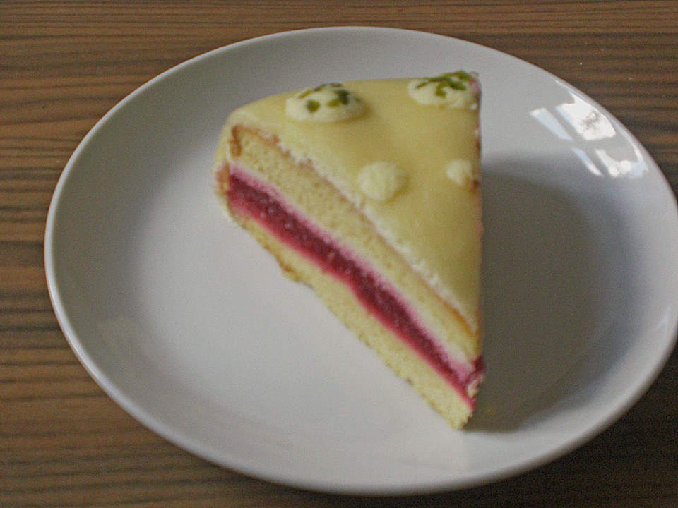 Himbeer - Marzipan - Torte von JellyBelly123 | Chefkoch.de