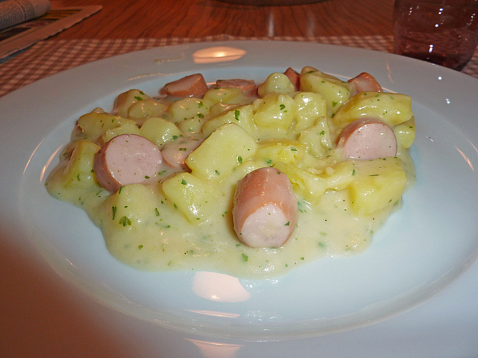 Petersilienkartoffeln mit Fleischwurst von Meggixx | Chefkoch.de
