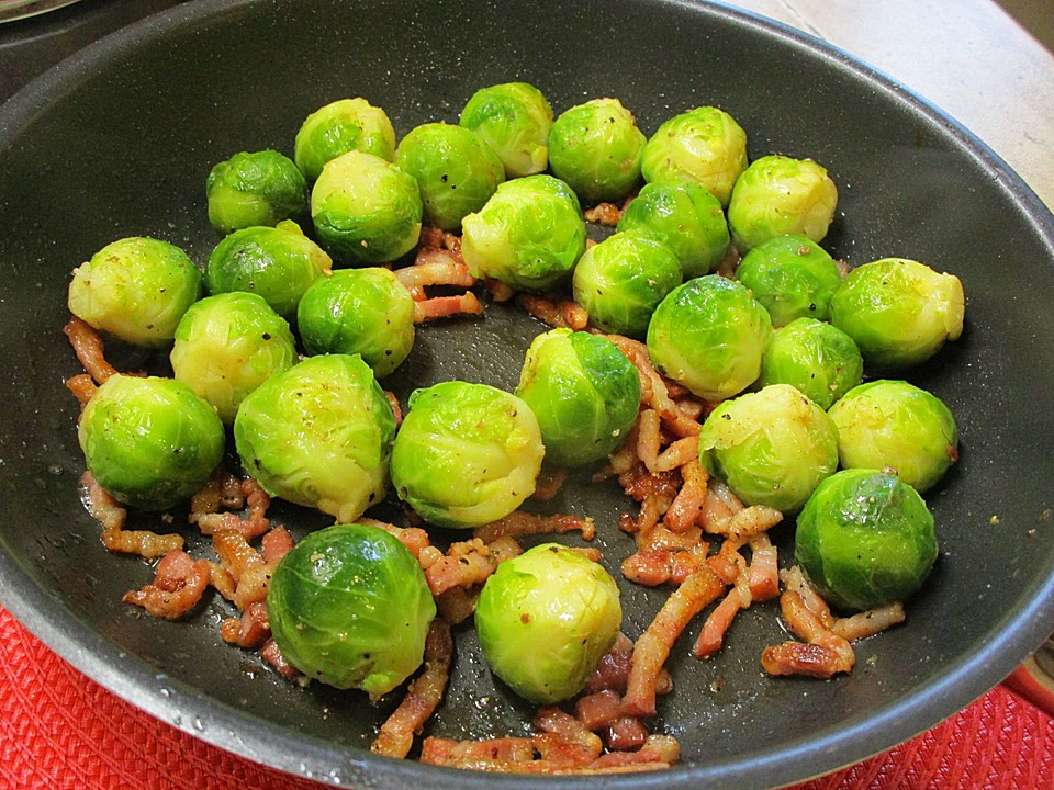 Rosenkohl mit Bacon von mareikaeferchen | Chefkoch.de