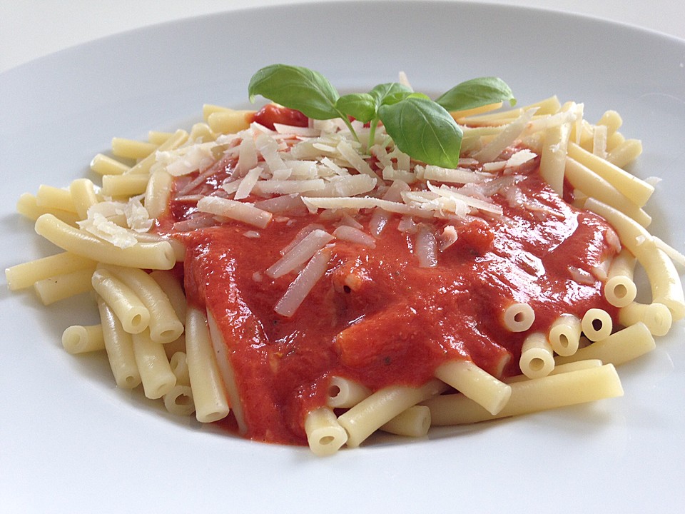 Maccaroni mit Tomatencremesauce von garten-gerd | Chefkoch.de