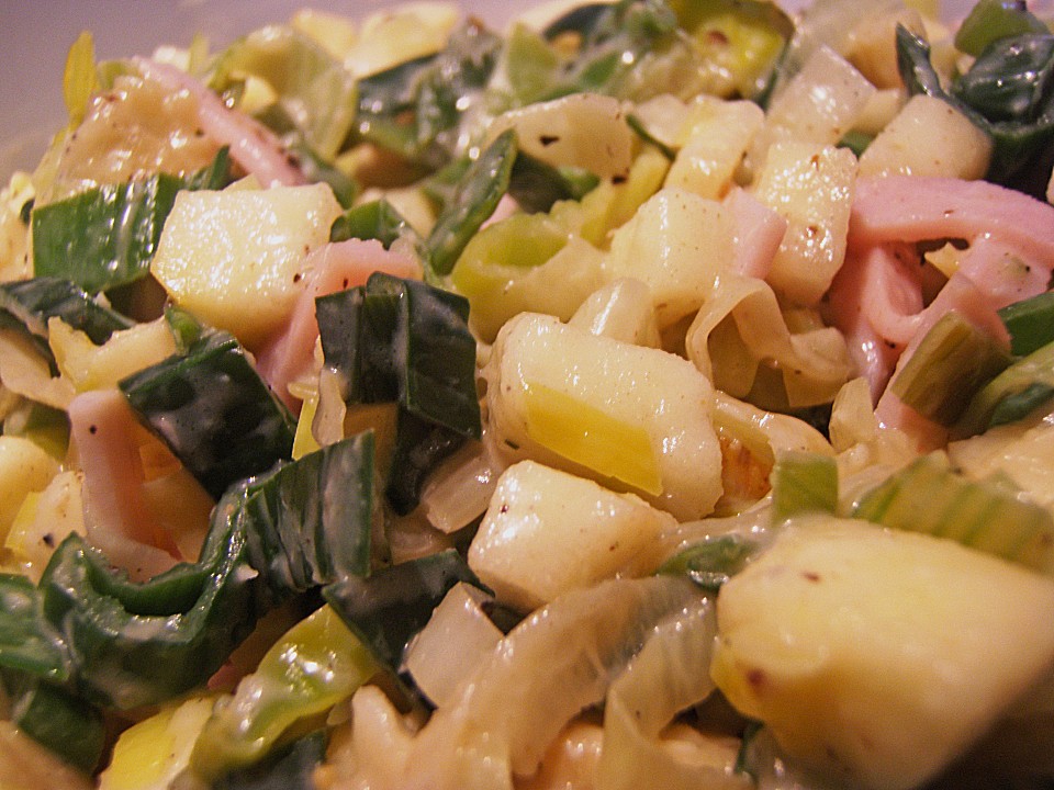 Apfel - Lauch - Salat mit Meerrettichdressing von hasl0510 | Chefkoch.de
