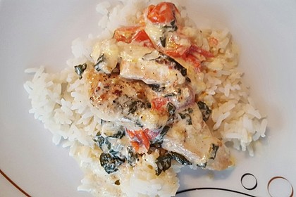 Mozzarella - Hähnchen in Basilikum - Sahnesauce 99