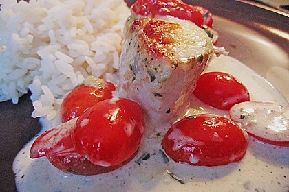 Mozzarella - Hähnchen in Basilikum - Sahnesauce 198